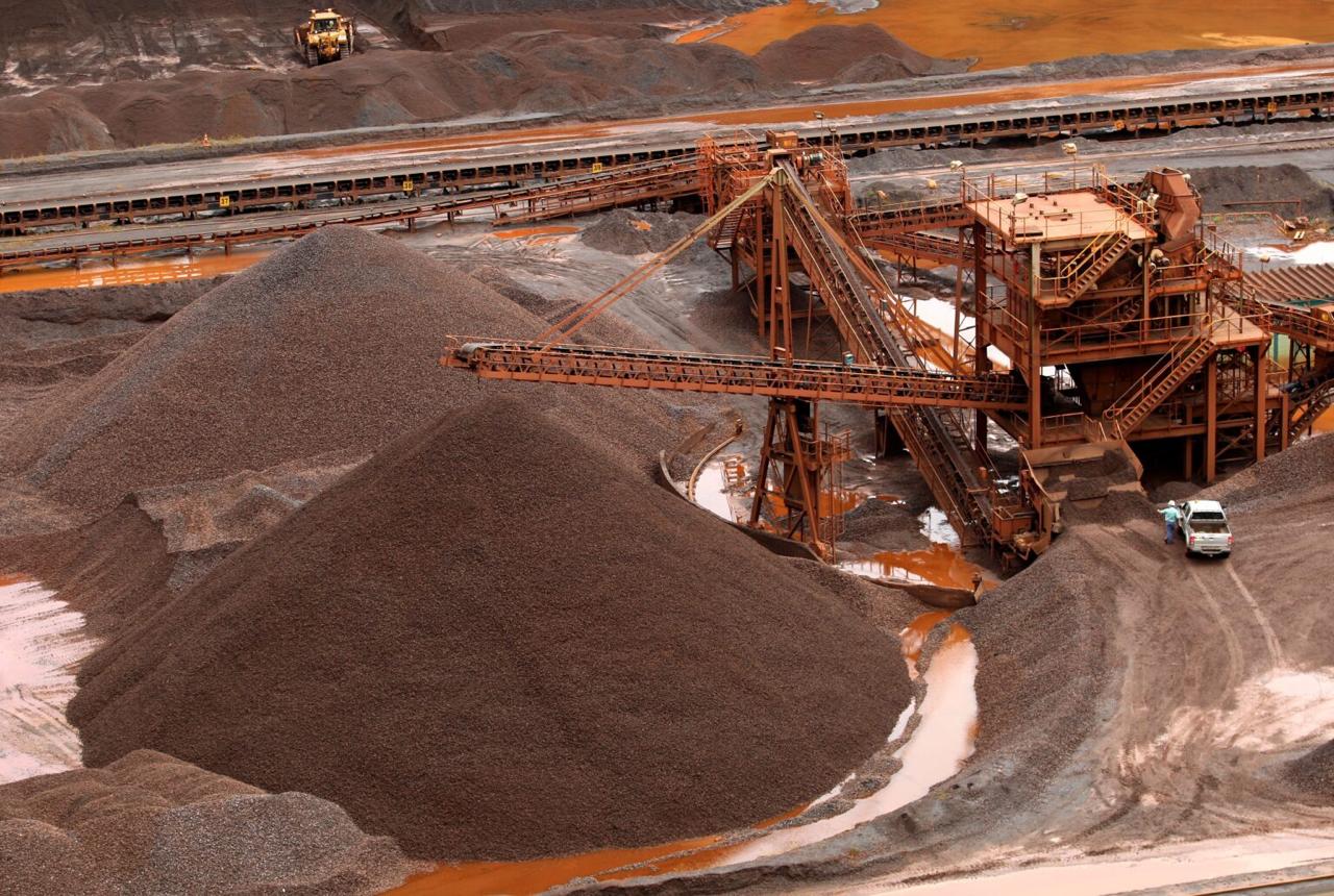 Operação industrial de mineração